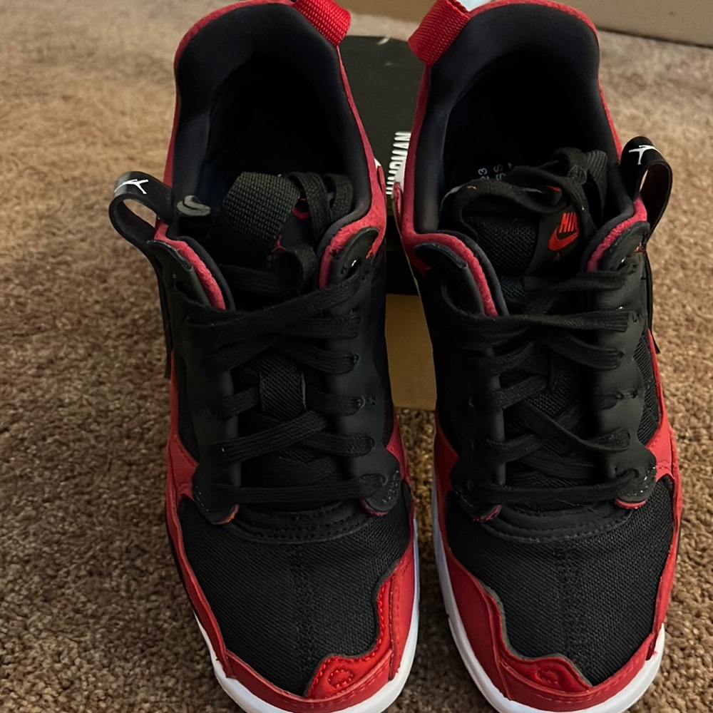 Women’s Jordan MA2 “Bred” -Women’s US 6- University Red/Black/White-Vintage 2021